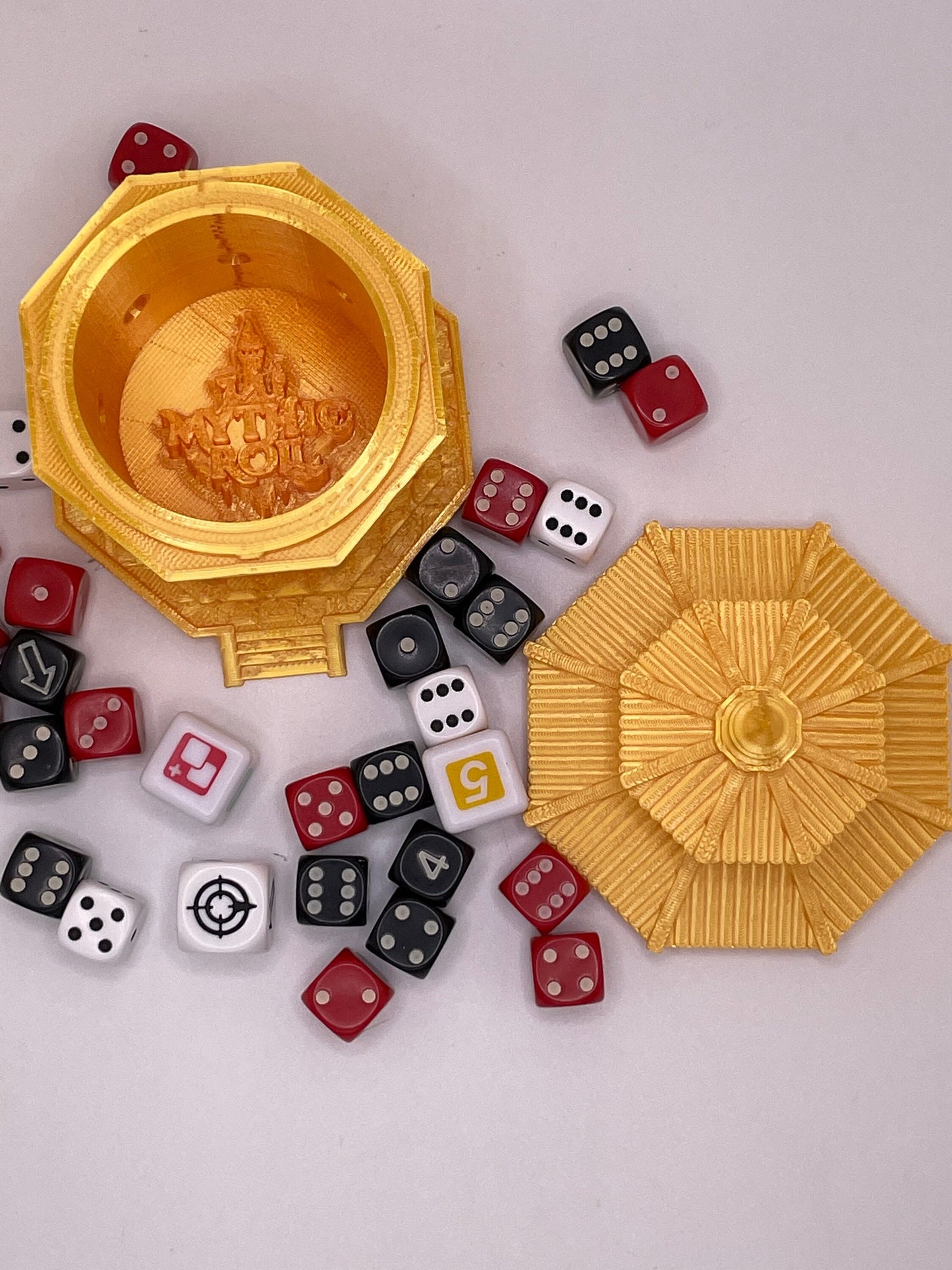 Chinshi Dice Box